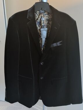 Paul Jones Black Velvet Blazer - Men's Two-Button Sport Coat